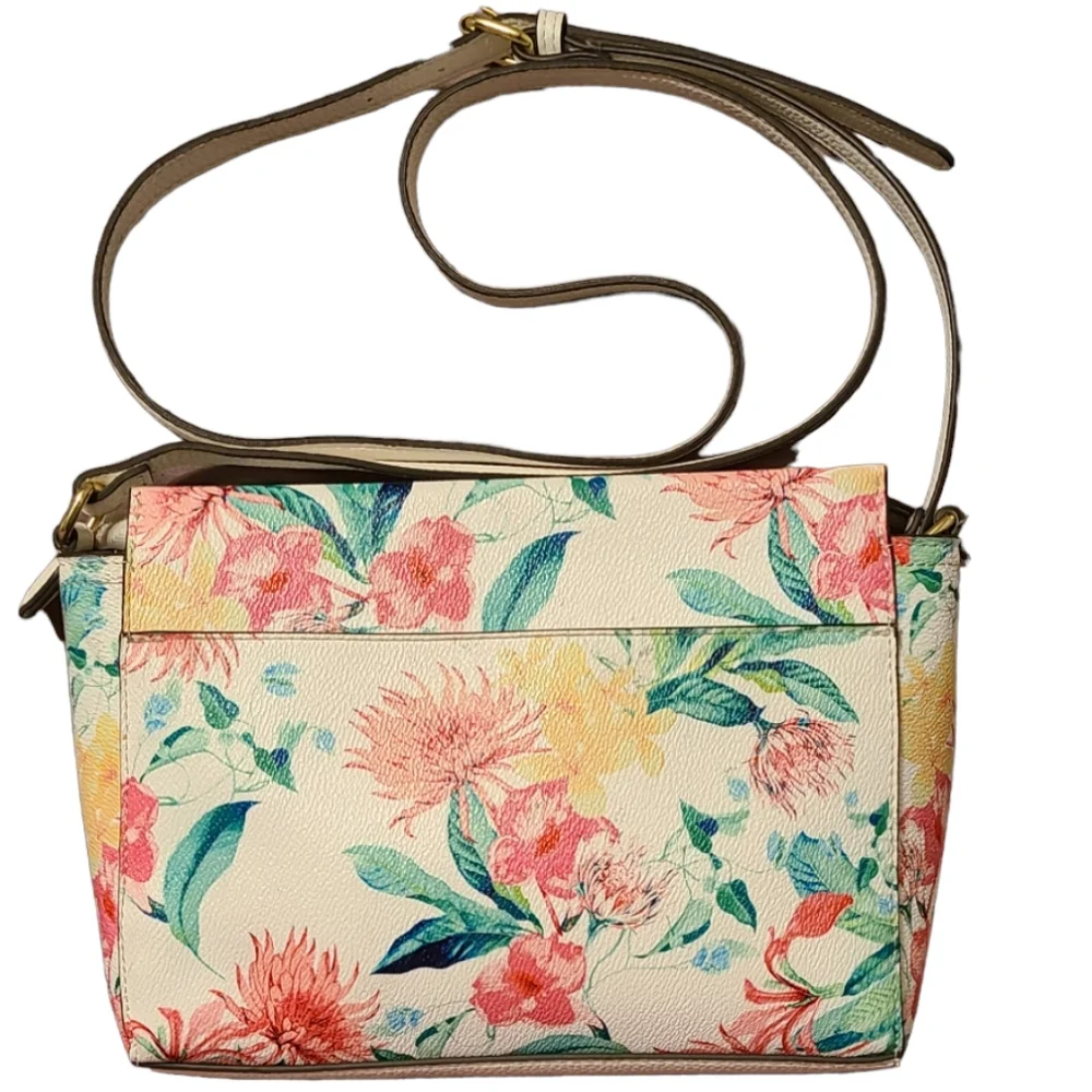 Liz Claiborne Crossbody - Picture 3 of 16